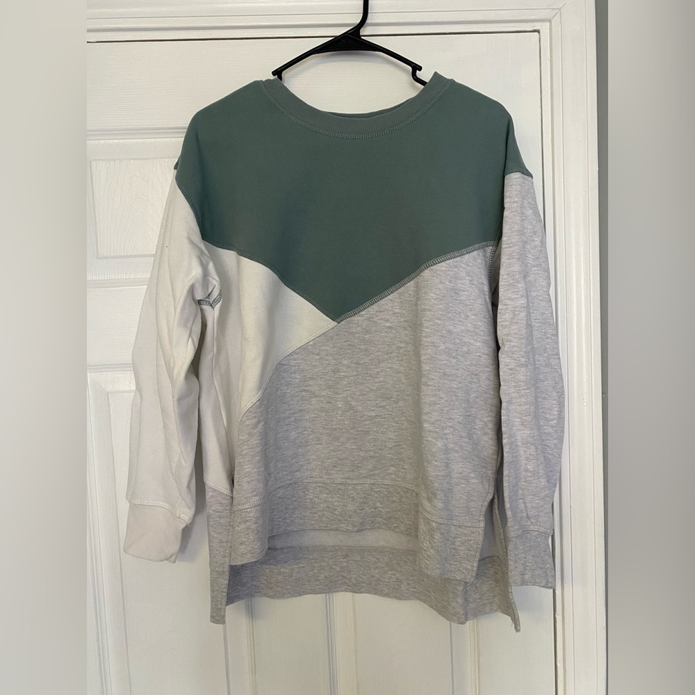 GreenTea Colorblock Sweatshirt